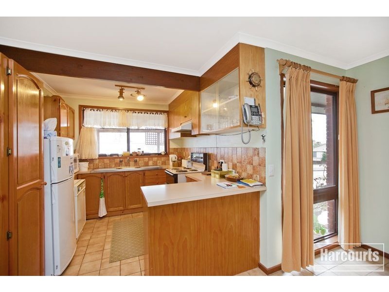 30 Campbell Street, Garfield VIC 3814