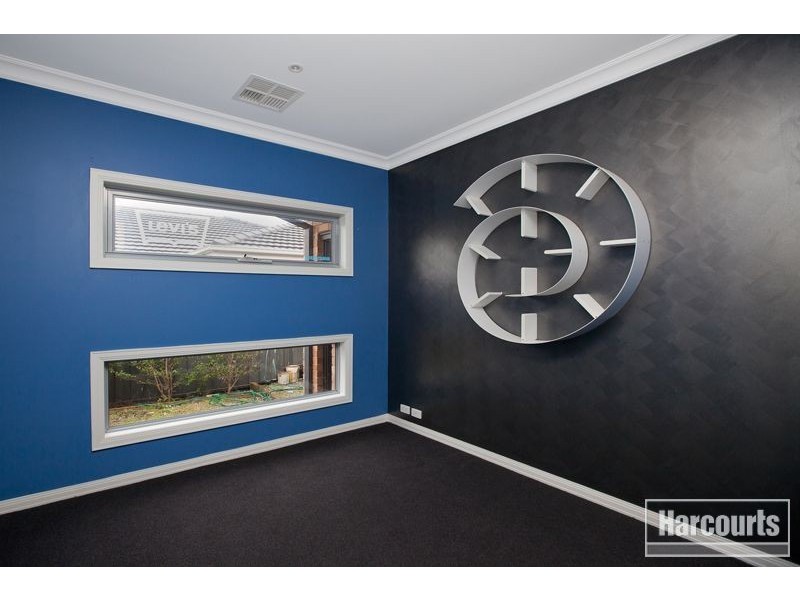 12 Wild Cherry Avenue, Pakenham VIC 3810