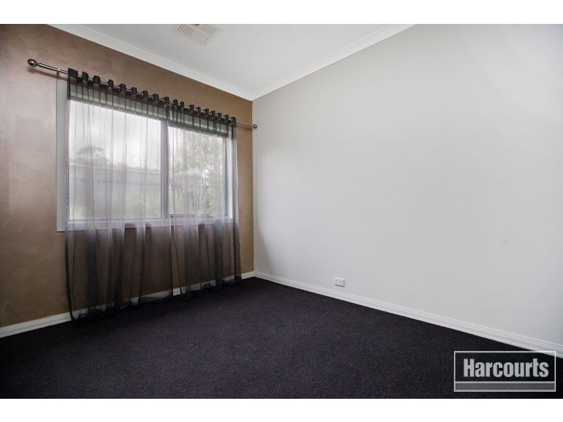 12 Wild Cherry Avenue, Pakenham VIC 3810