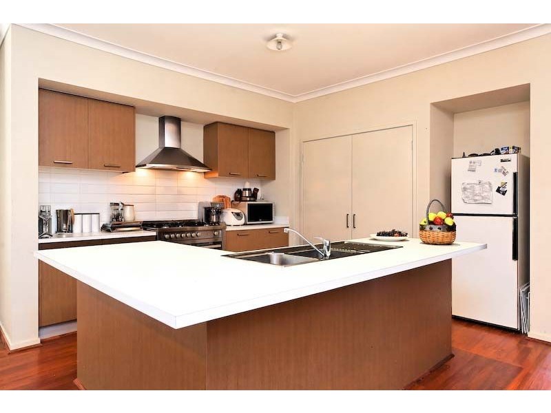 6 Goulburn Place, Pakenham VIC 3810