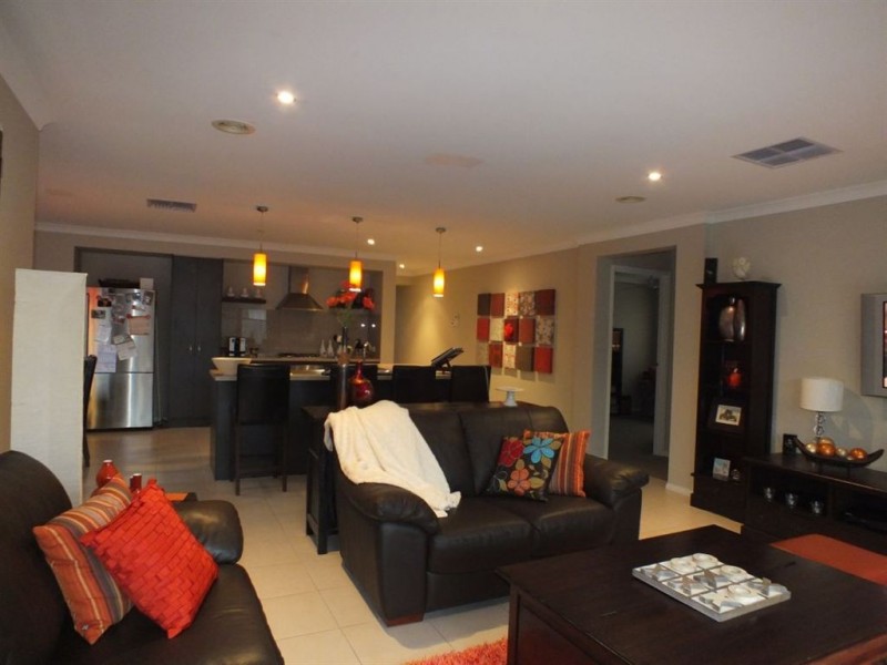 30 Arden Avenue, Pakenham VIC 3810
