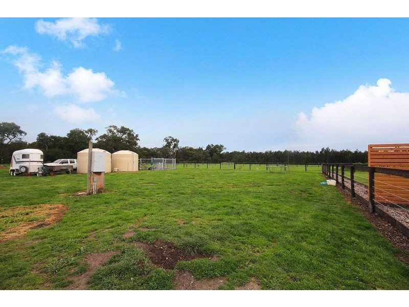 210 Nash Road, Bunyip VIC 3815