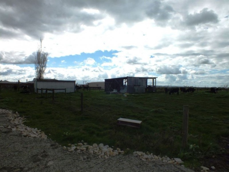 494 McGregor Road, Pakenham VIC 3810