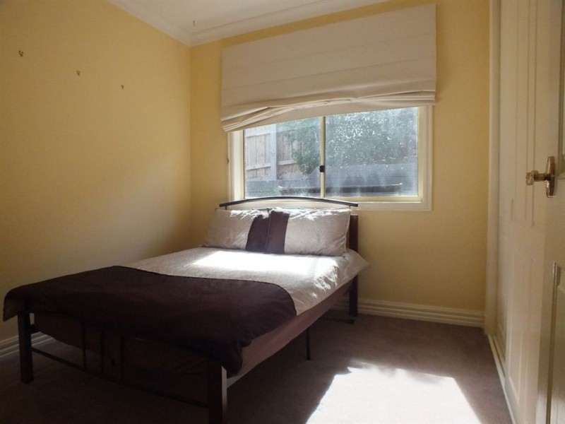 18 Highland Drive, Pakenham VIC 3810