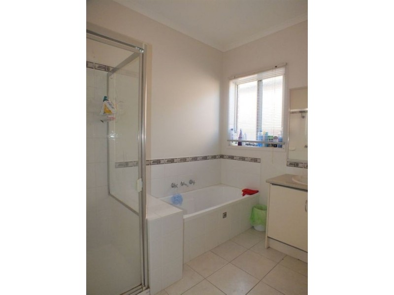 14 River Red Grove, Pakenham VIC 3810