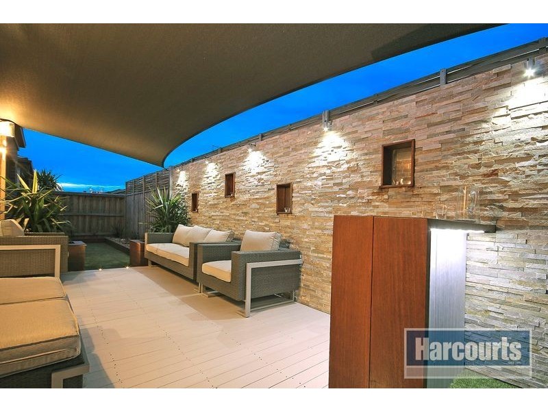 23 Rush Lily Drive, Officer VIC 3809