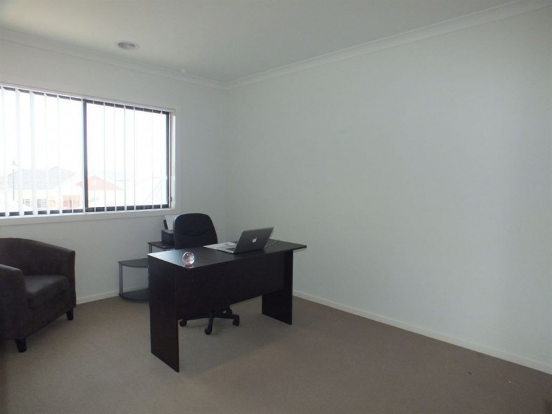 7 Hunter Lane, Pakenham VIC 3810