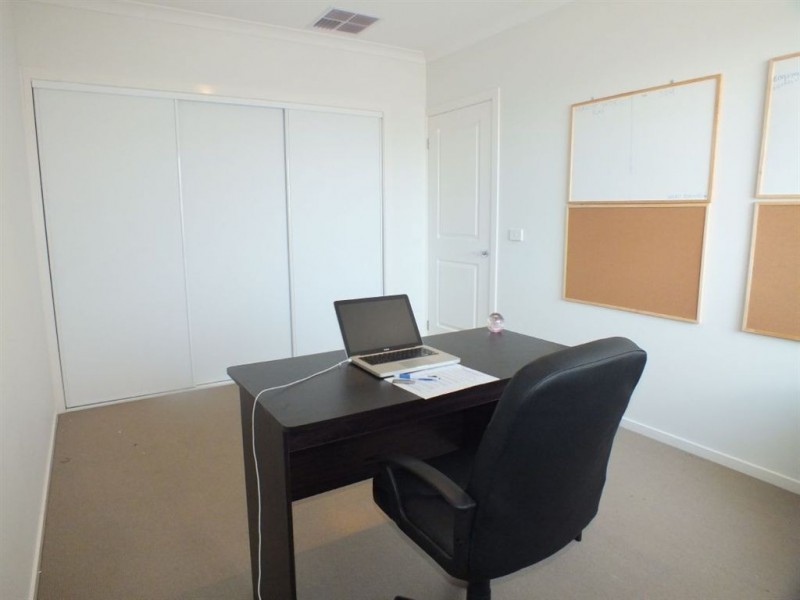 7 Hunter Lane, Pakenham VIC 3810