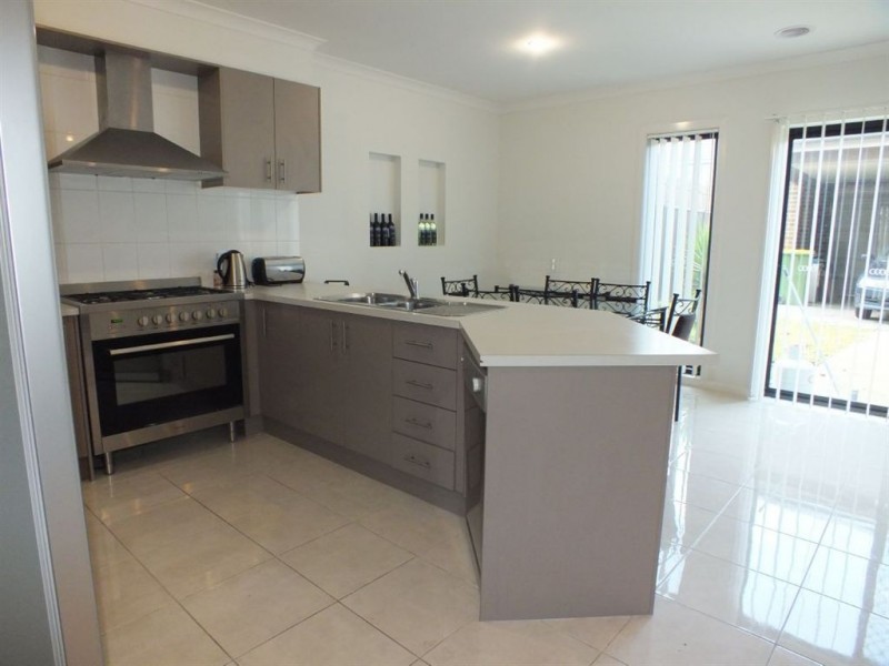 7 Hunter Lane, Pakenham VIC 3810