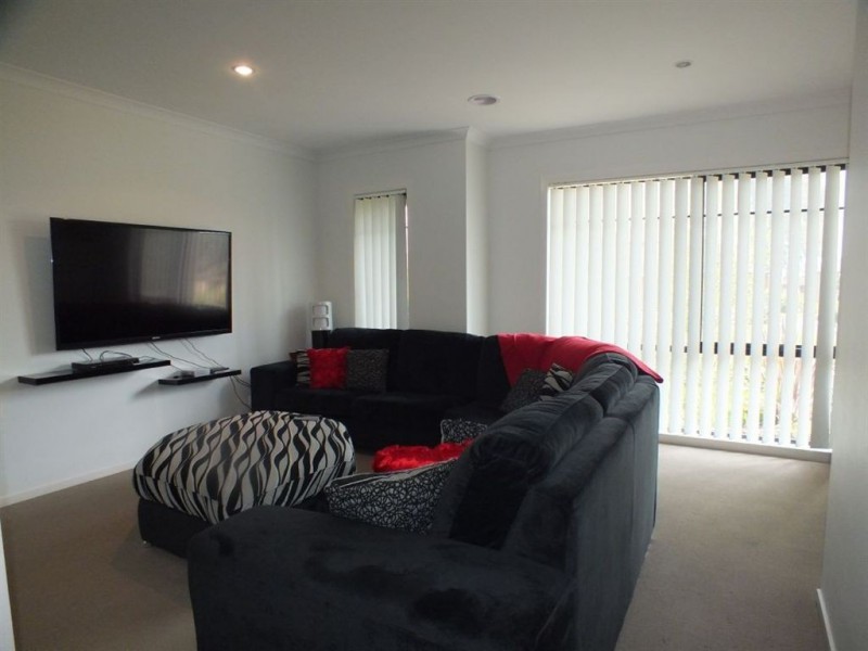 7 Hunter Lane, Pakenham VIC 3810