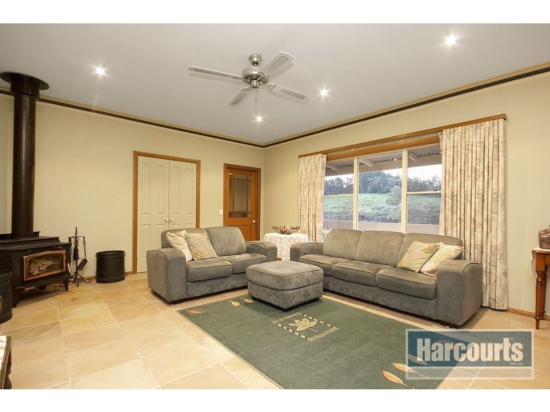 103 Morrison Road, Pakenham Upper VIC 3810