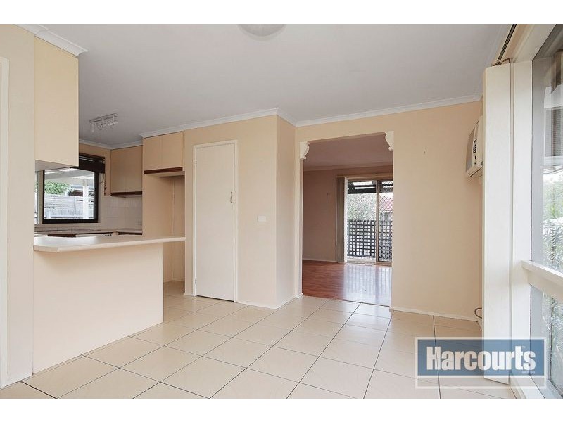 6 Kathryn Close, Pakenham VIC 3810