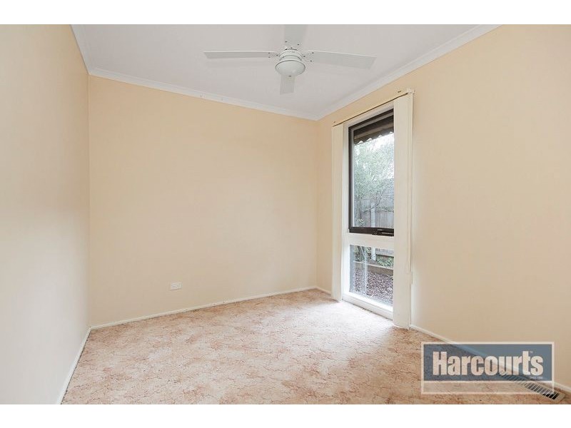 6 Kathryn Close, Pakenham VIC 3810