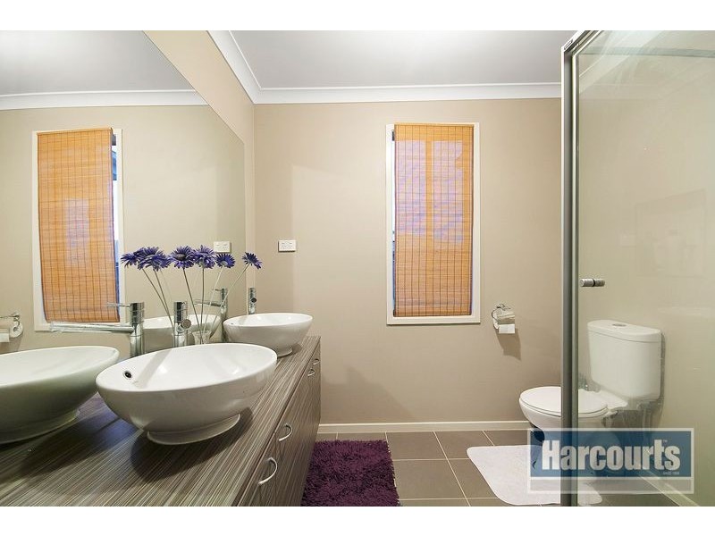 31 Gallery Way, Pakenham VIC 3810