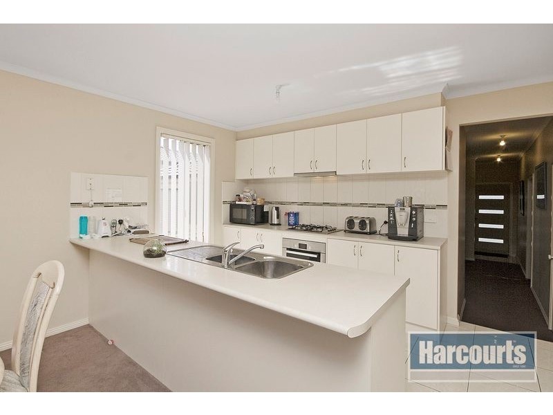 11 Tipperary Circuit, Pakenham VIC 3810