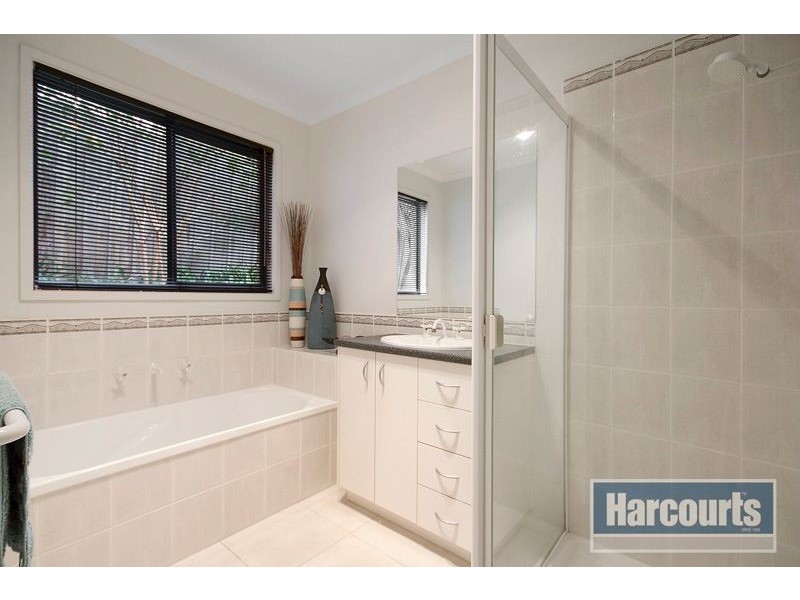 29 Natanya Drive, Pakenham VIC 3810