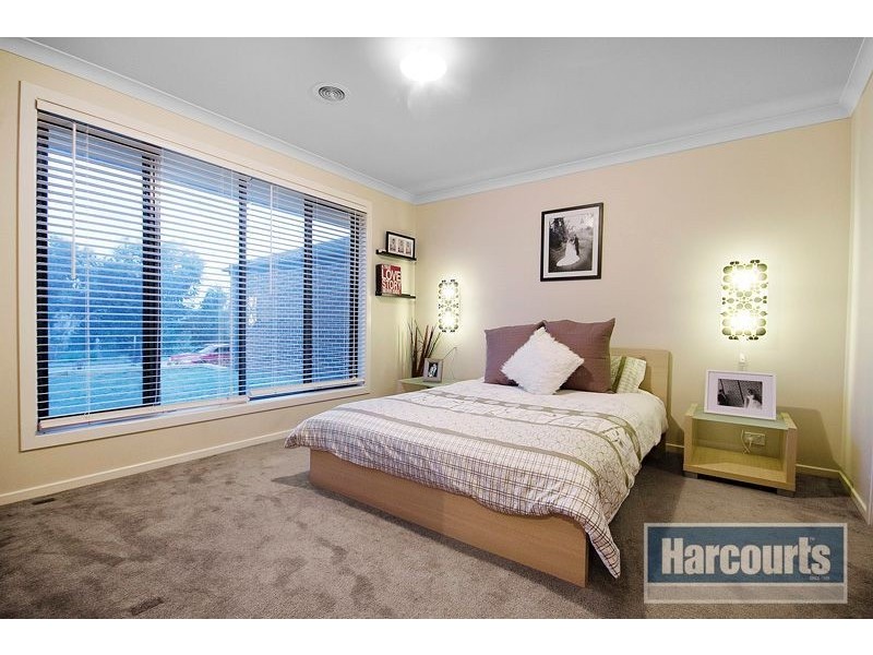 42 Tipperary Circuit, Pakenham VIC 3810