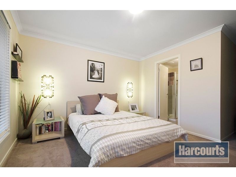 42 Tipperary Circuit, Pakenham VIC 3810