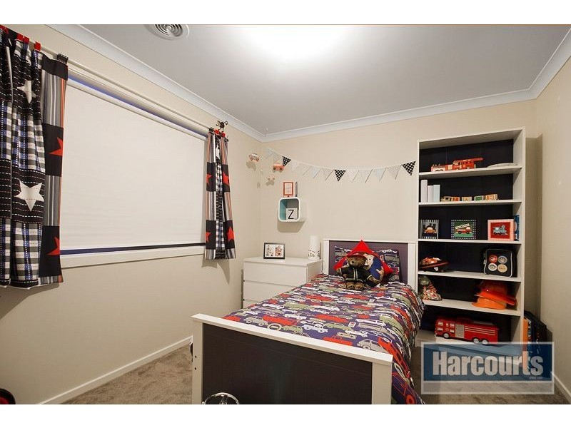 42 Tipperary Circuit, Pakenham VIC 3810