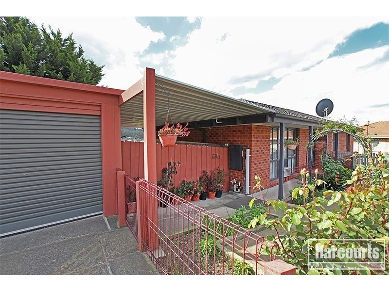 9 Angus Court, Pakenham VIC 3810