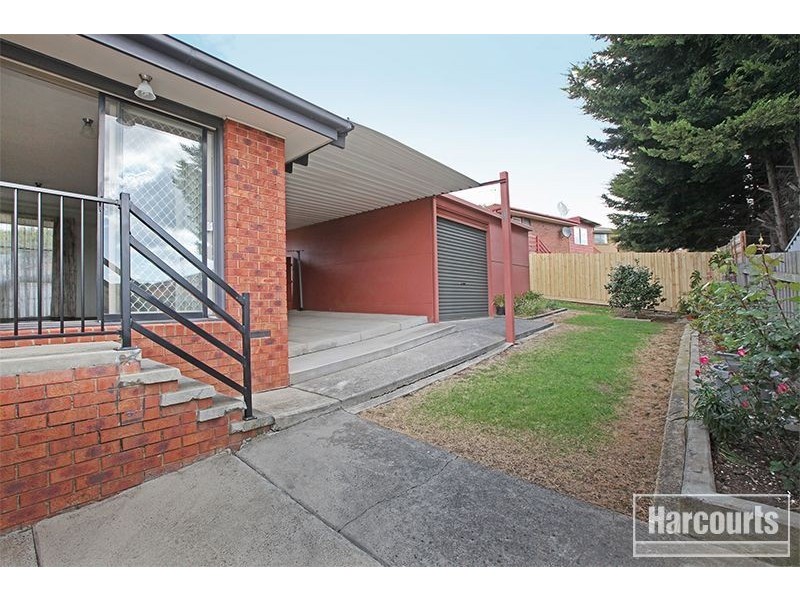 9 Angus Court, Pakenham VIC 3810