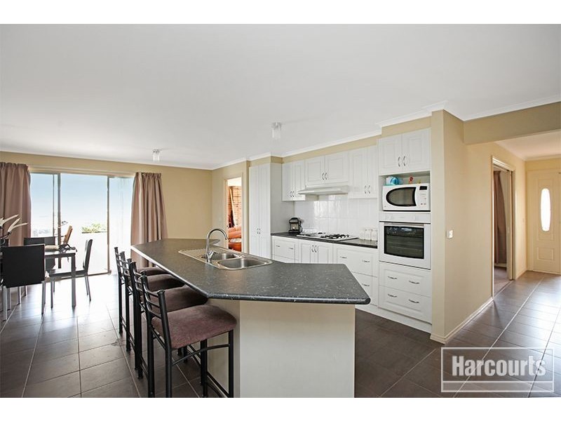 6 Bellairs Place, Koo Wee Rup VIC 3981