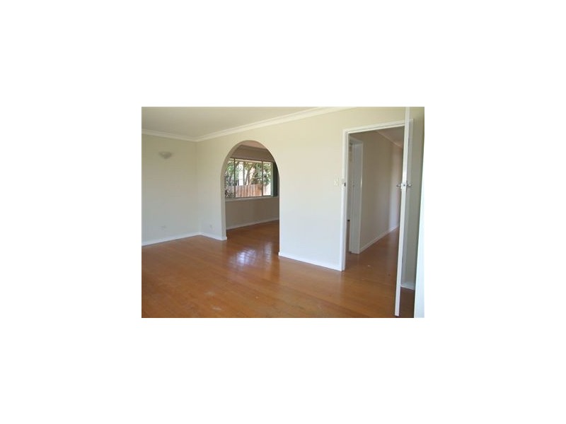 36 Princes Hwy, Pakenham VIC 3810