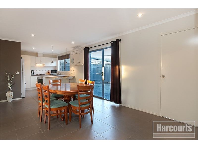 7 Pomegranate Way, Pakenham VIC 3810