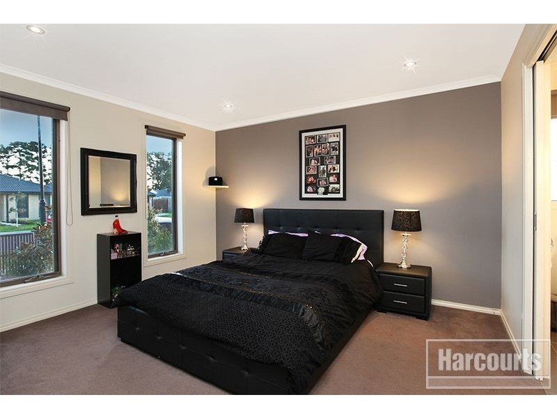 7 Pomegranate Way, Pakenham VIC 3810