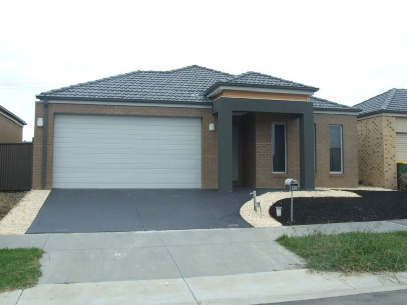 60 Sarton Link, Pakenham VIC 3810