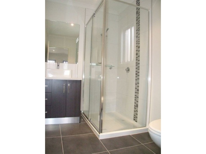 60 Sarton Link, Pakenham VIC 3810