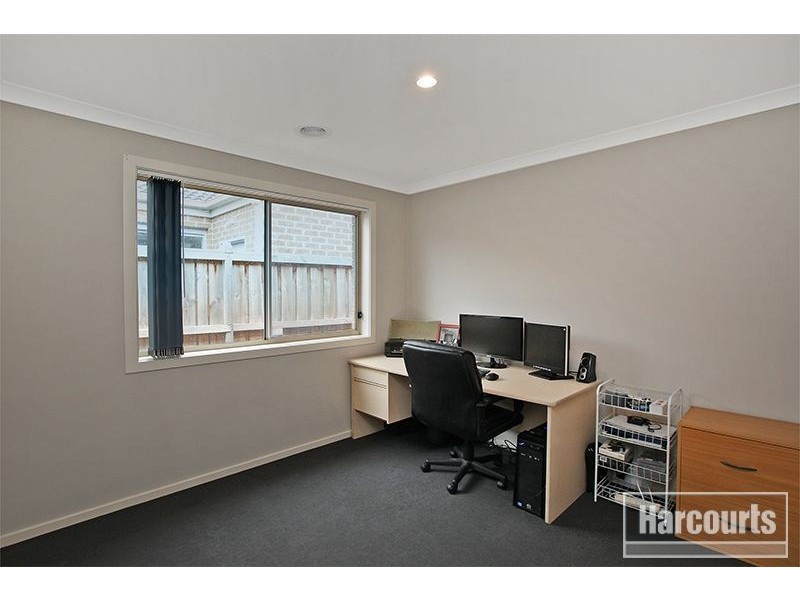 18 Arden Ave, Pakenham VIC 3810