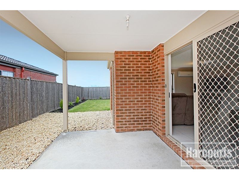 18 Arden Ave, Pakenham VIC 3810