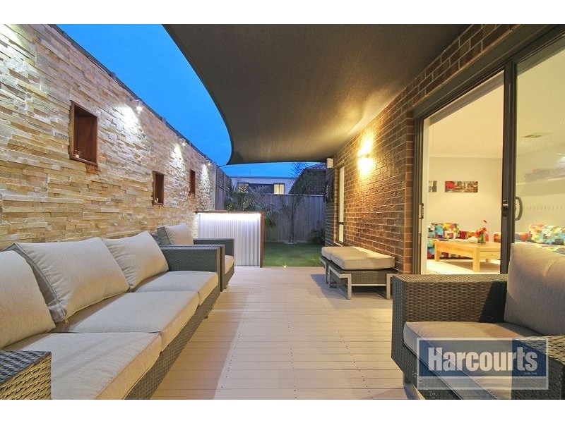 23 Rush Lily Drive, Officer VIC 3809