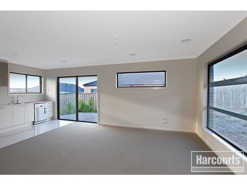 12/3 Manor View, Pakenham VIC 3810
