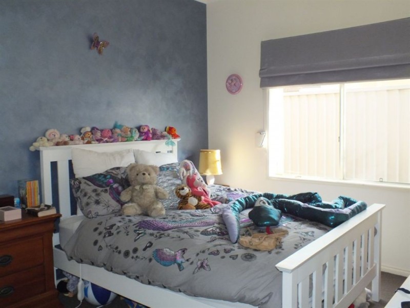 50 Flinders Chase, Pakenham VIC 3810