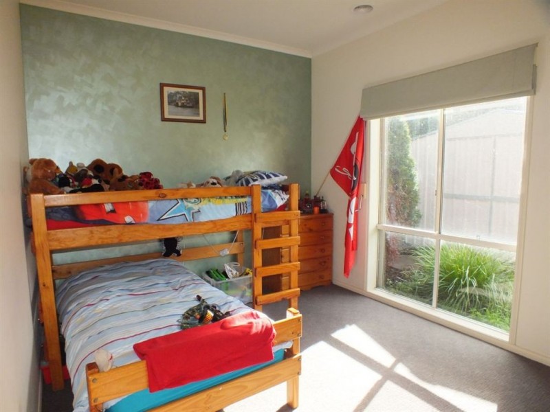 50 Flinders Chase, Pakenham VIC 3810