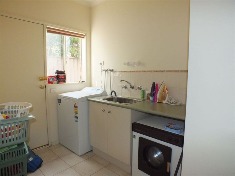 50 Flinders Chase, Pakenham VIC 3810