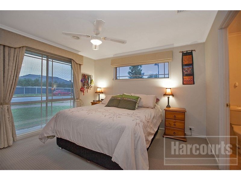22 Blackwood Drive, Pakenham VIC 3810
