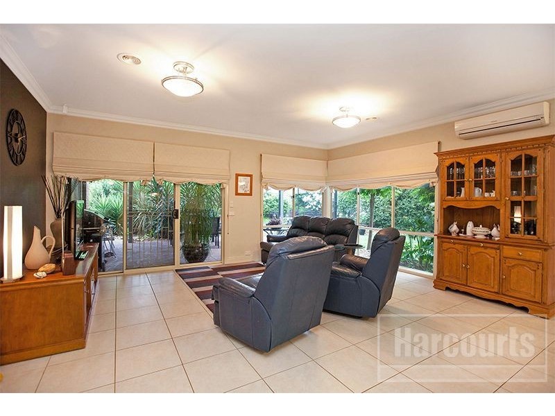 26 Stockmans Circuit, Pakenham VIC 3810