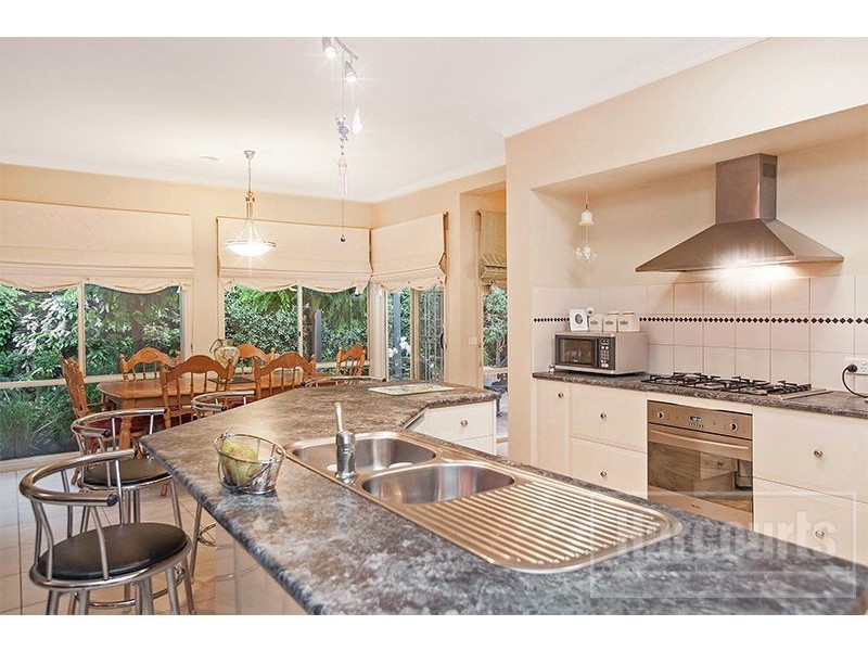 26 Stockmans Circuit, Pakenham VIC 3810