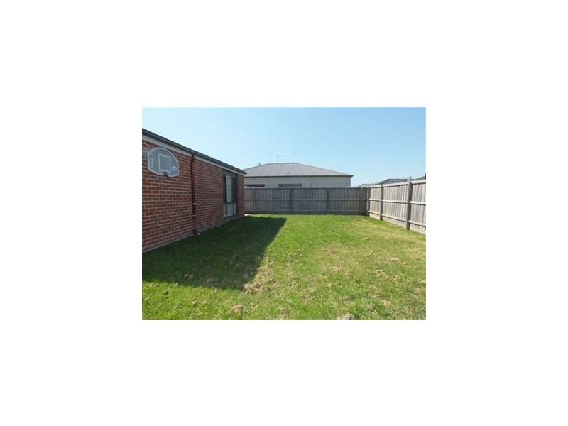 14 Olivia Court, Pakenham VIC 3810