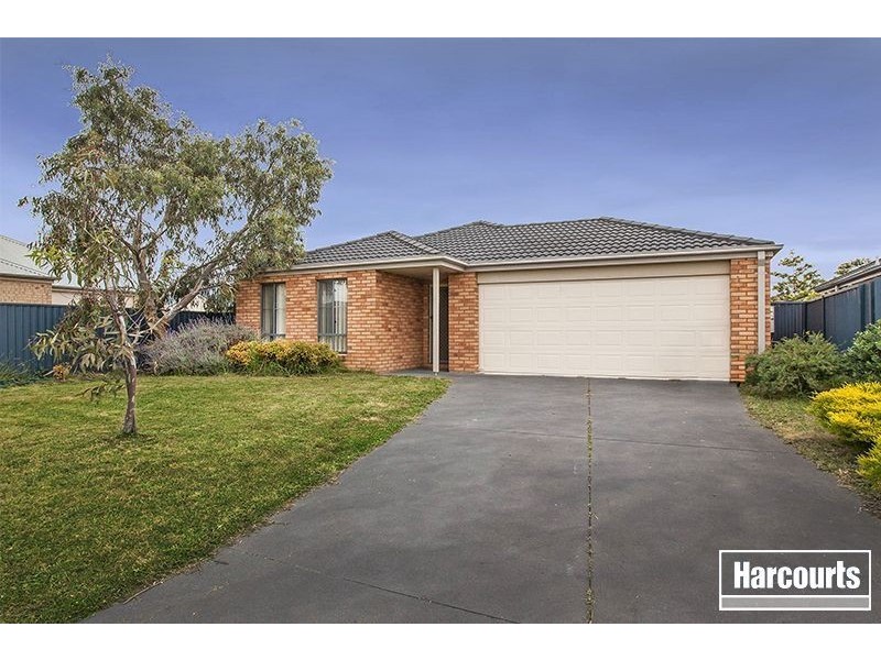 12 Scarlet Crescent, Pakenham VIC 3810