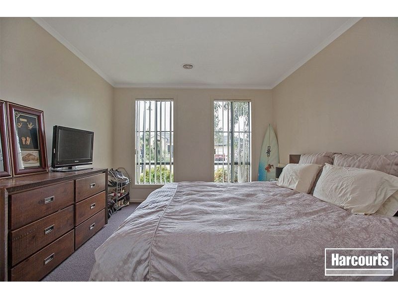 12 Scarlet Crescent, Pakenham VIC 3810