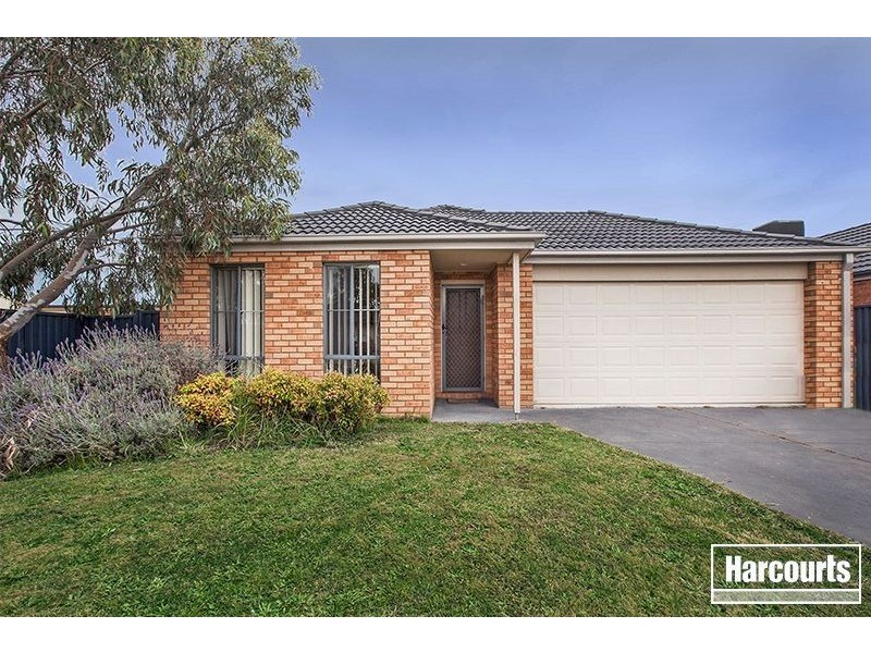 12 Scarlet Crescent, Pakenham VIC 3810
