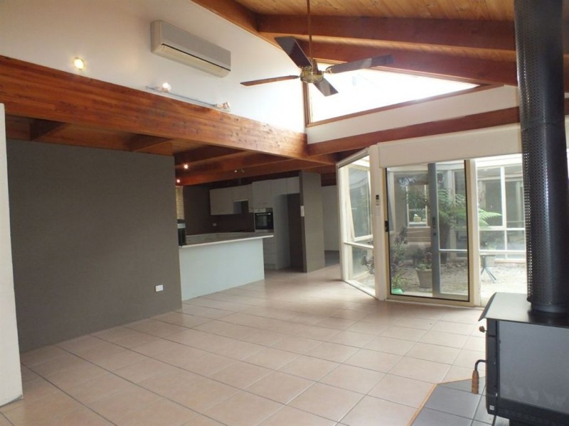 14 Rachael Court, Pakenham VIC 3810