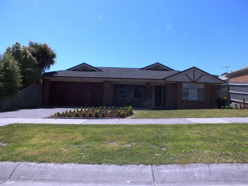 11 Justin Place, Pakenham VIC 3810