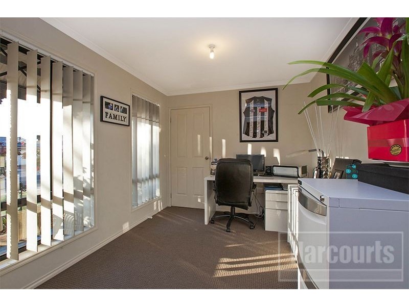 13 Barwon Drive, Pakenham VIC 3810