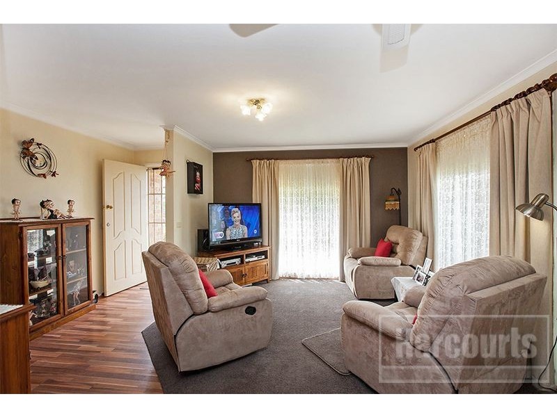 1 McCaffery Rise, Pakenham VIC 3810