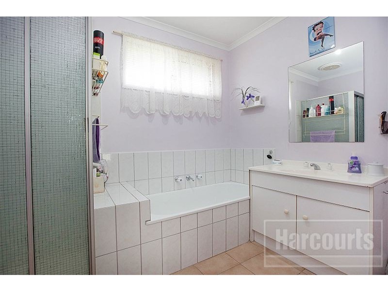 1 McCaffery Rise, Pakenham VIC 3810